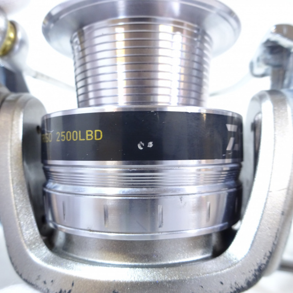 16トライソ 2500LBD